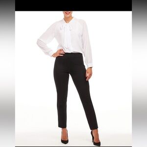 SPANX The Perfect Slim Straight Pants Black Size Medium EUC workwear B0771